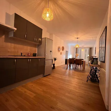 Apartamento La Boheme Troyes Exterior foto